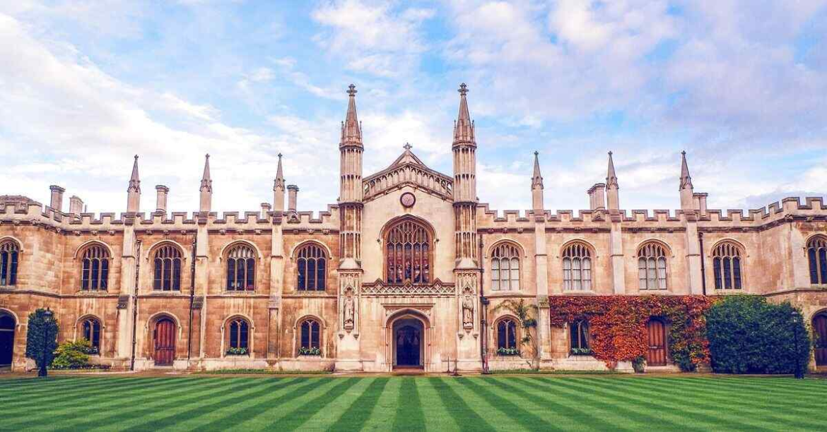 Best LLB University in England Top Law Schools Study Guide